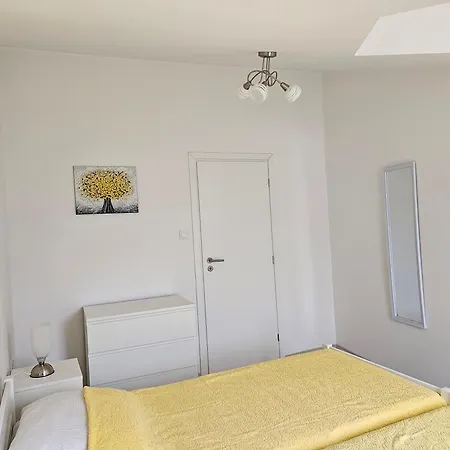 Acroa Apartment